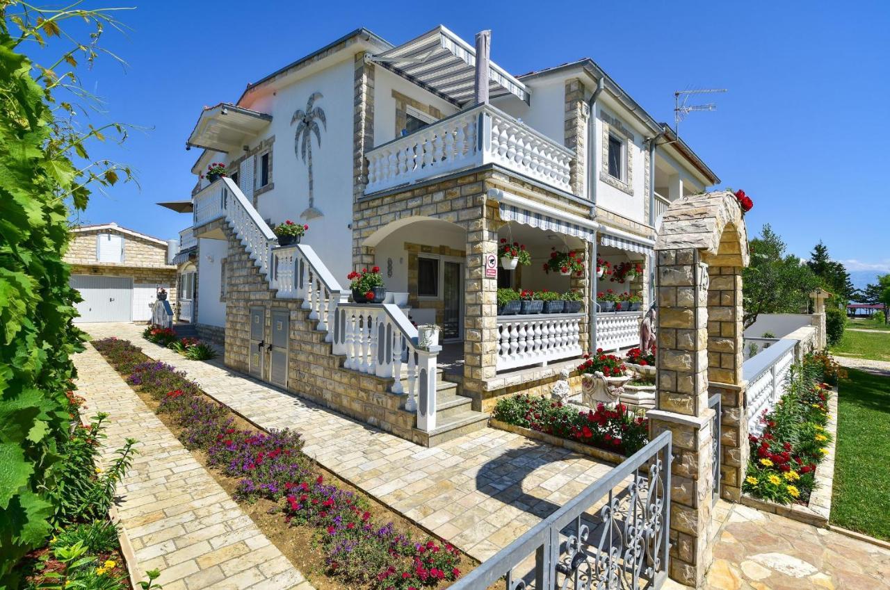 Apartments Rote Rosen Nin Zewnętrze zdjęcie